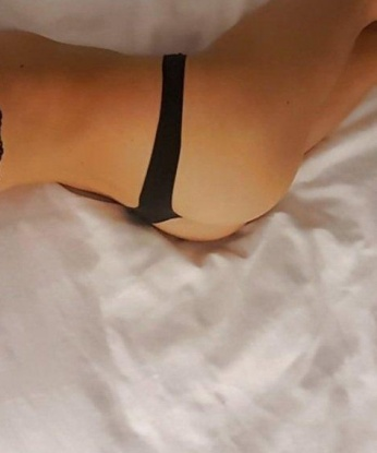 👠Встречи со мной - настоящее искусство, которое оставит в твоей памяти яркий след.😇
Я настоящая профессионалка в своем деле и готова позаботиться о твоих самых сокровенных желаниях и фантазиях. 💘
Фото - 100% мои и свежие! Не сомневайся в истинности моей внешности, ведь я славлюсь своей природной красотой. 💋
Живу в Москве, и готова встретиться с тобой в уютной обстановке моей апартаменты. 👑 Сделаю все, чтобы наше свидание стало для тебя воплощением мечты!
Услуги 🎁: классический секс, оральные ласки, массаж, стриптиз, фетиш, ролевые игры и многое другое. 💫
Отзывы - дело говорящее! А мои отзывы подтверждают мою высокую квалификацию и незабываемость встреч. 💯
Не упусти возможность ощутить настоящее наслаждение и позвони мне прямо сейчас! Жду тебя, мой дорогой! 😘 Светлана